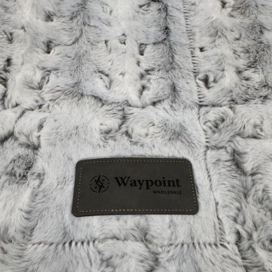 Picture of Bordeaux Fur Blanket